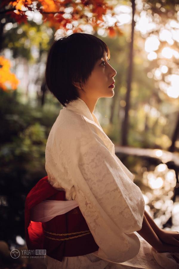 [雅拉伊YALAYI] Vol.136 A girl with a gentle breeze in the sunset