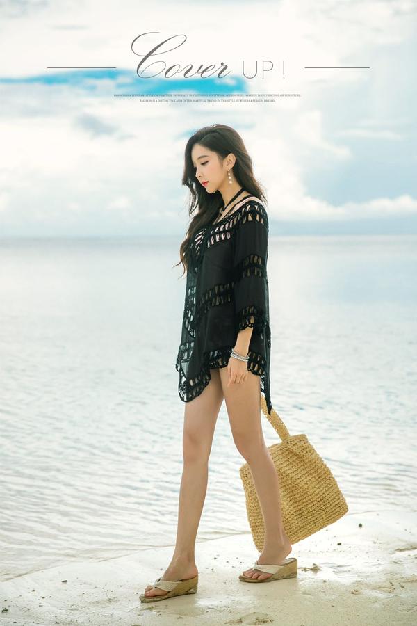 Park Soo Yeon Beach Temperament Picture and Photo