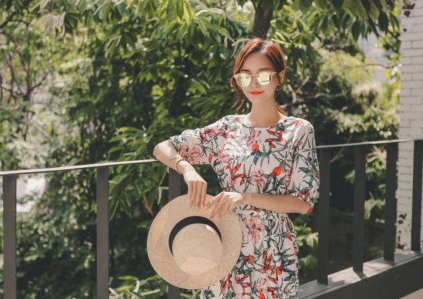 Yeon Ji Eun Maybeach Casual Wear Series 2