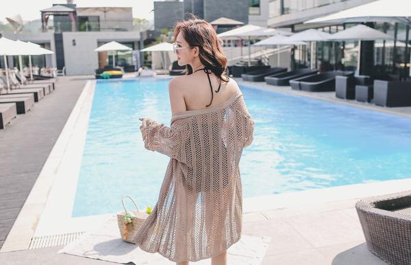 Yeon Ji Eun Pure Bikini Lovely Picture and Photo