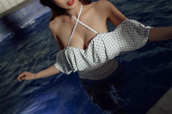 Park Da Hyun Eranzi Bikini Series I