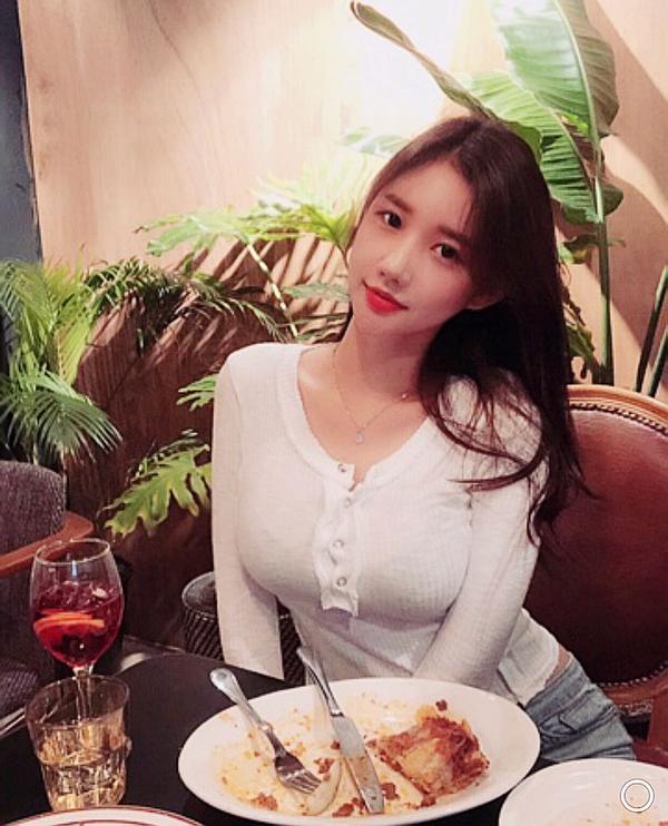 Mi Ryeong Won Invite You to Dinner