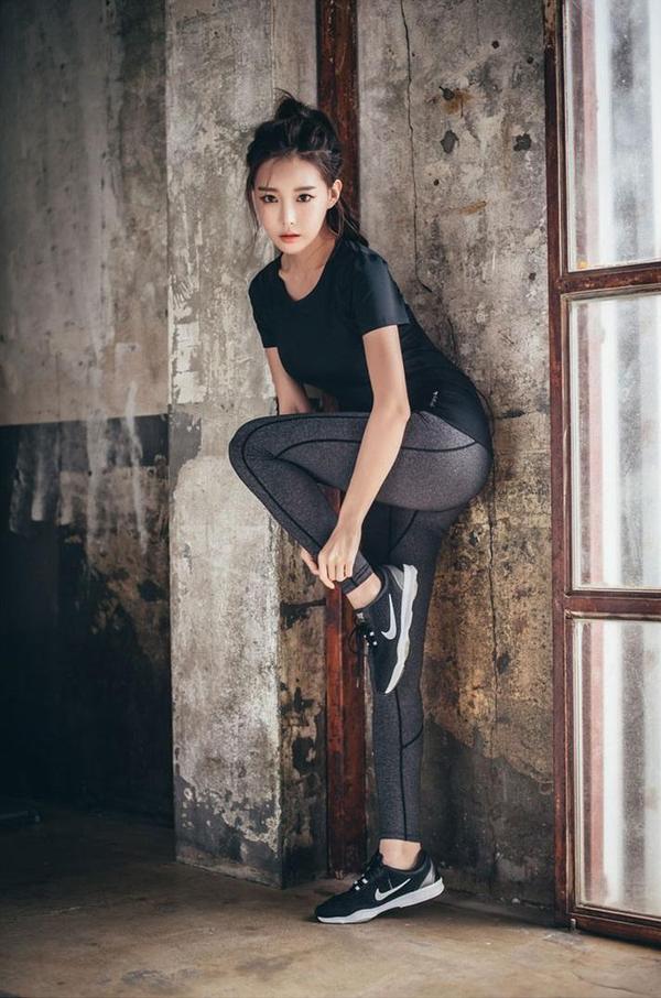 Yoon Ae Ji Sexy Sport Picture and Photo