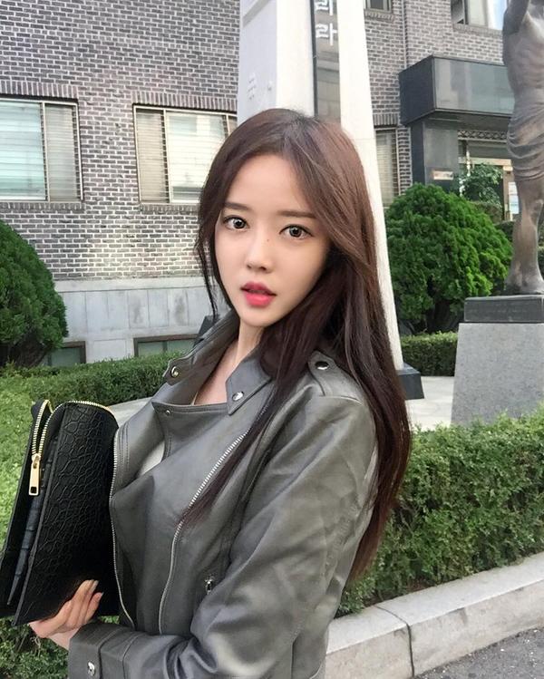 Yoon Hye Joo Lovely Picture and Photo