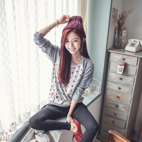 Son Ju Hee Beautiful Legs Temperament Picture and Photo