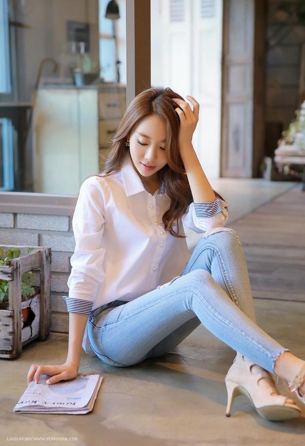 Park Eun Jin Beautiful Legs Temperament Picture and Photo