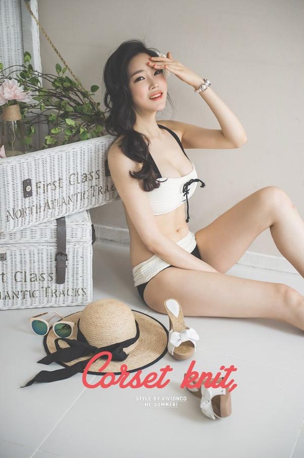 Park Jung Yoon 2016 Bikini and Swimwear Pictures 5