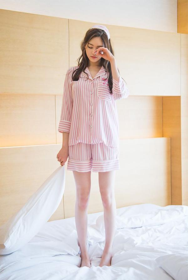 Park Jung Yoon Casual Clothes Picture and Photo 2