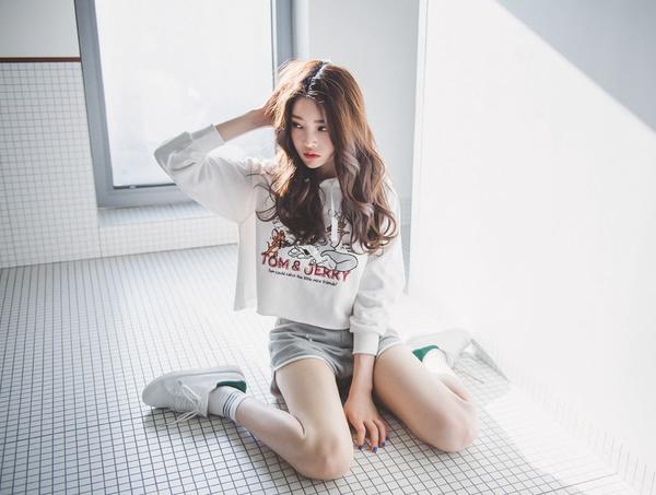 Park Jung Yoon Casual Clothes Picture and Photo