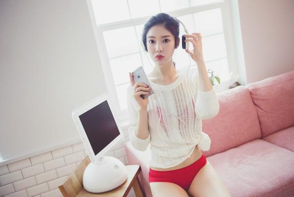 Park Jung Yoon Casual Clothes Picture and Photo