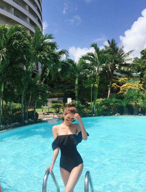 Son Yoon Joo 2018 Bikini Collection 3