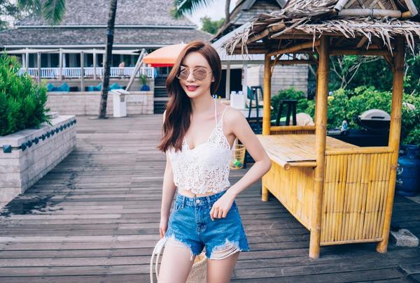 Son Yoon Joo 2017 Bikini Collection 4