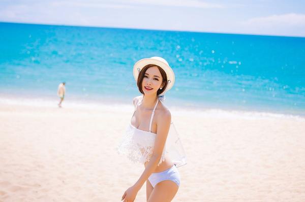 Son Yoon Joo 2017 Bikini Collection 3