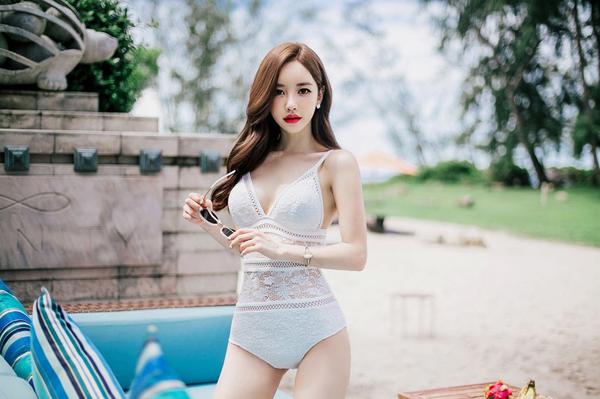 Son Yoon Joo 2017 Bikini Collection 3