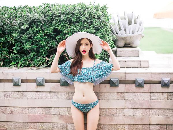 Son Yoon Joo 2017 Bikini Collection 3