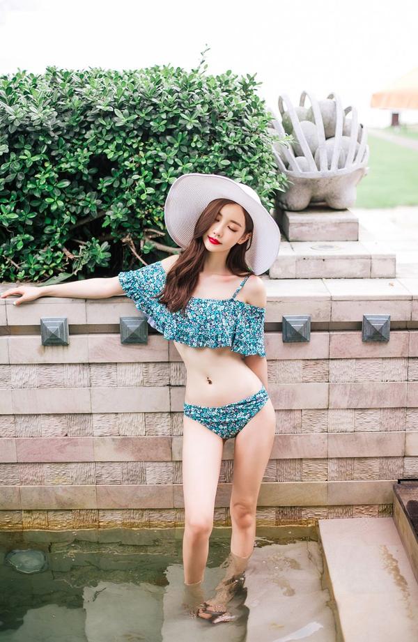 Son Yoon Joo 2017 Bikini Collection 3