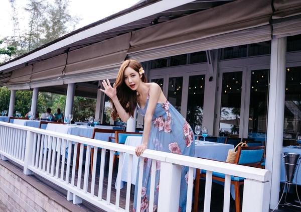 Son Yoon Joo 2017 Phuket Island Skirt Picture Series 7