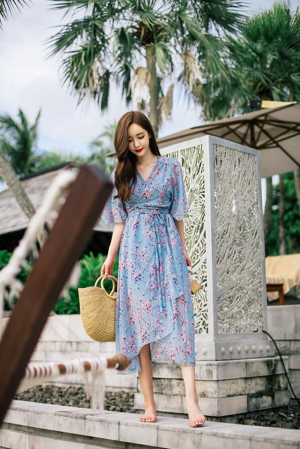 Son Yoon Joo 2017 Phuket Island Skirt Picture Series 6