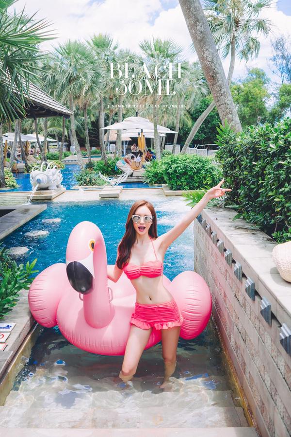 Son Yoon Joo 2017 Bikini Collection