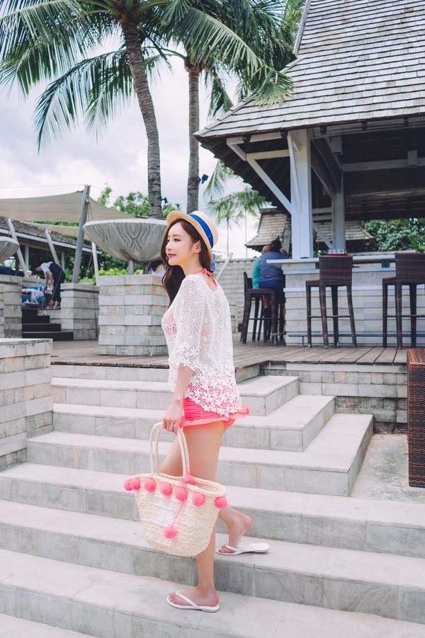 Son Yoon Joo 2017 Phuket Island Skirt Picture Series 4