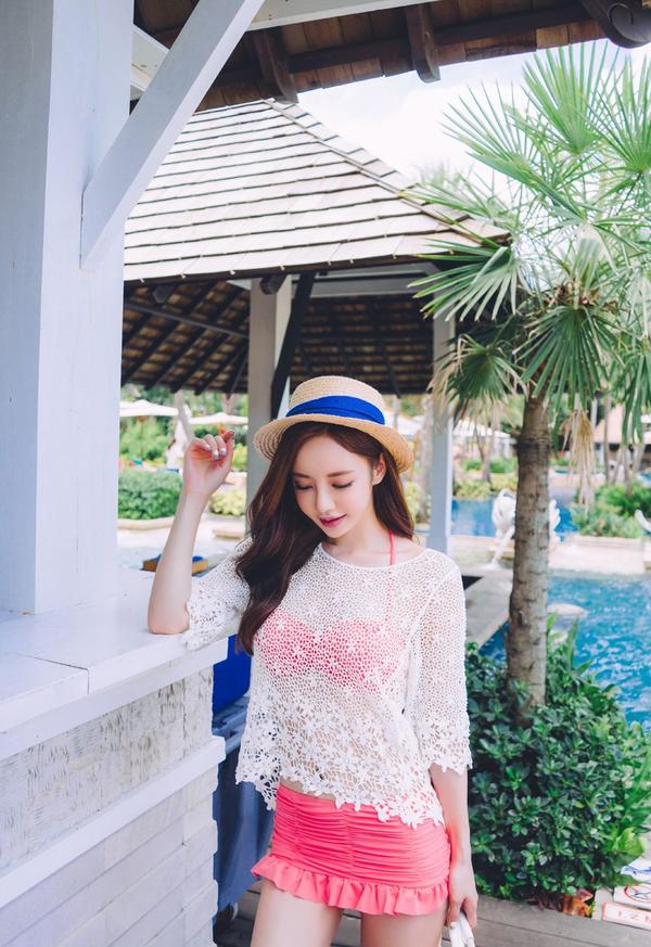 Son Yoon Joo 2017 Phuket Island Skirt Picture Series 4