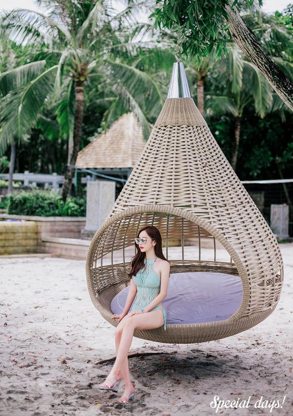 Son Yoon Joo 2017 Phuket Island Skirt Picture Series 3