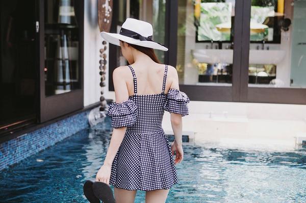 Son Yoon Joo 2017 Phuket Island Skirt Picture Series 1