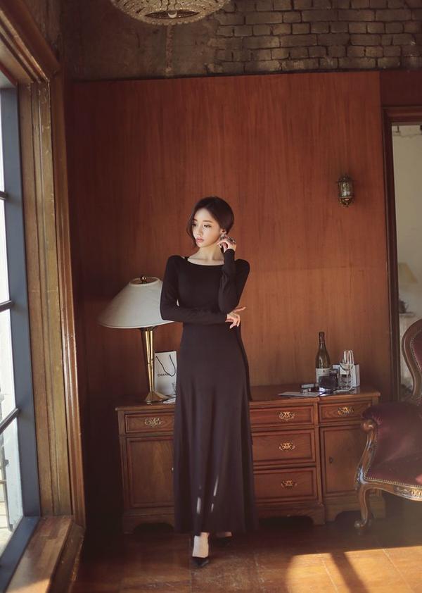 Son Yoon Joo Temperament Bra Picture and Photo 1