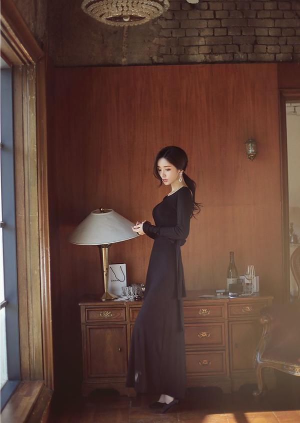 Son Yoon Joo Temperament Bra Picture and Photo 1