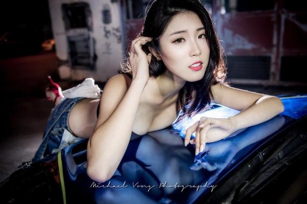 Annabelle Lin Beautiful Legs Temperament Picture and Photo