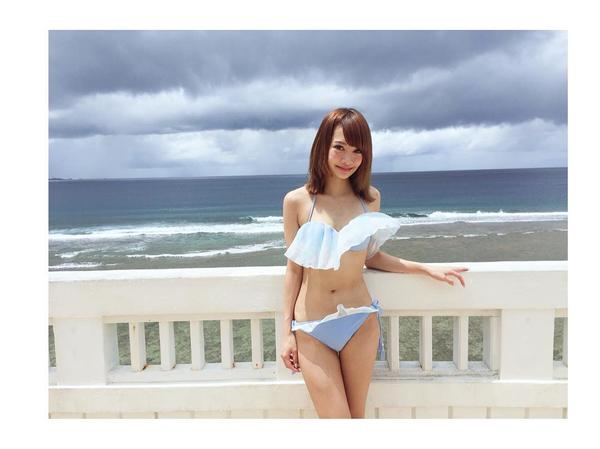 Arimon Ito Beach Bikini Picture and Photo