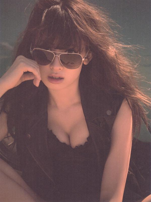 Kojima Haruna Temperament Hot Bra Lovely Picture and Photo