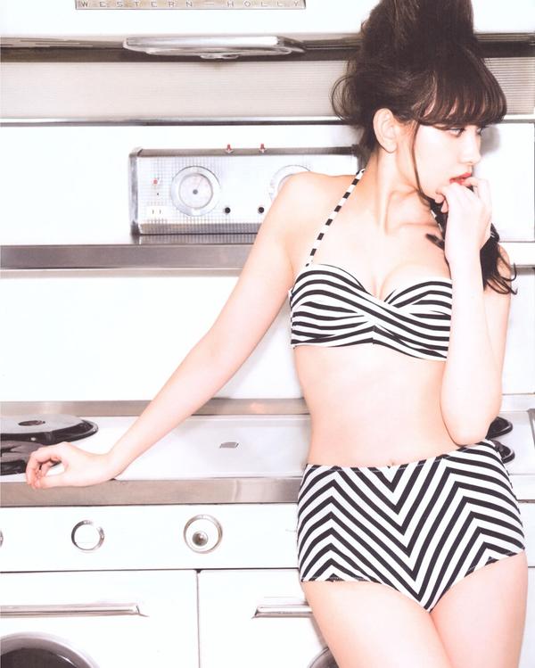 Kojima Haruna Temperament Hot Bra Lovely Picture and Photo