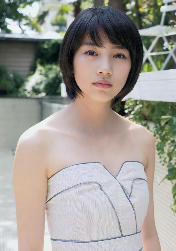 [Weekly Playboy] 2012 No.45 能年玲奈 AKB48 亜里沙 Ili 太田千晶