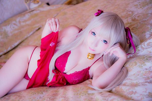 Saku Ayaka Big Boobs Cosplay Picture and Photo 2