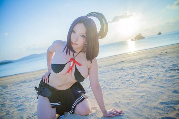 Saku Ayaka Big Boobs Cosplay Picture and Photo 2