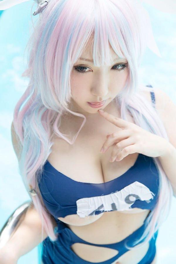 Saku Ayaka Big Boobs Cosplay Picture and Photo 2