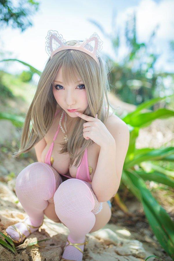 Saku Ayaka Big Boobs Cosplay Picture and Photo 2