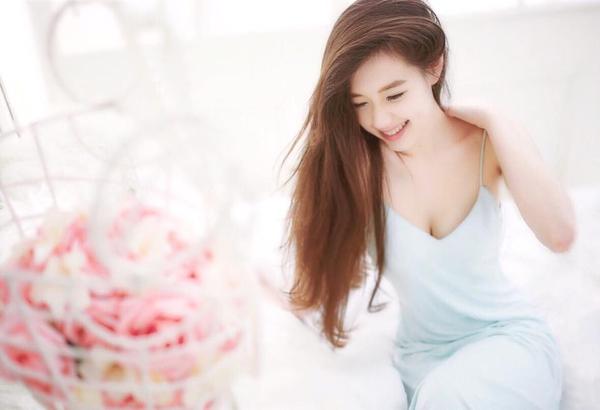 Zhang Kai Ling Temperament Lovely Picture and Photo