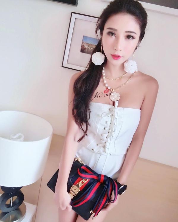 Shen Qi Qi Mixed Girl Hot Picture and Photo
