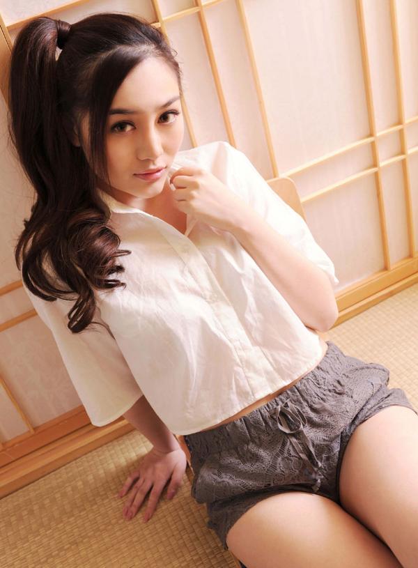 Guo Yi Xin Home Sexy Picture and Photo