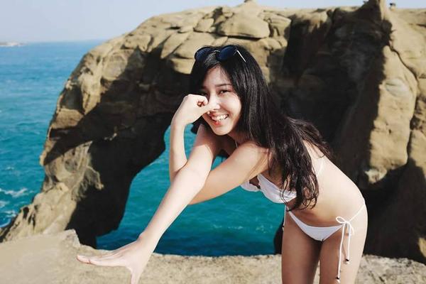 Chen Yu Qing Bikini Lovely Picture and Photo