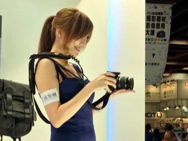 Ni Qian Ling 《Taipei Photographic Equipment Exhibition》Pictures