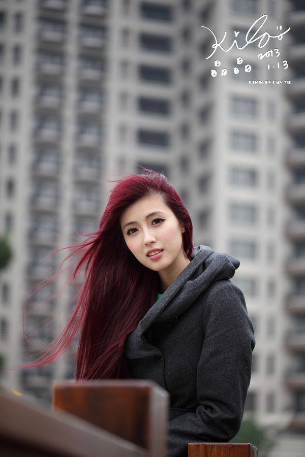 Jin Yun Qiao 《Windbreaker on Street in Winter》Pictures