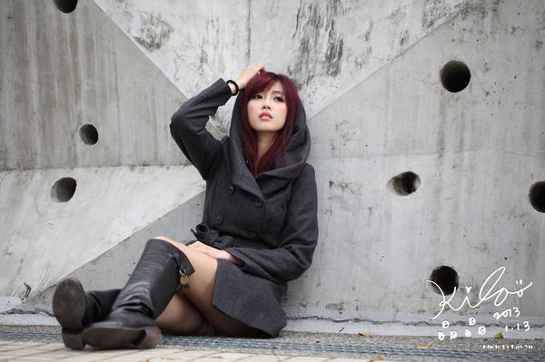 Jin Yun Qiao 《Windbreaker on Street in Winter》Pictures