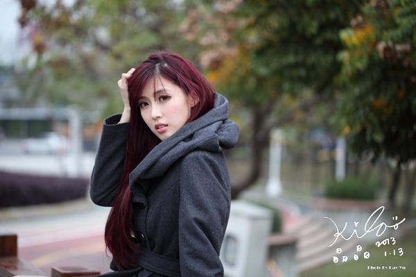 Jin Yun Qiao 《Windbreaker on Street in Winter》Pictures