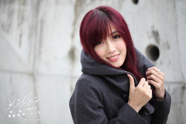 Jin Yun Qiao 《Windbreaker on Street in Winter》Pictures