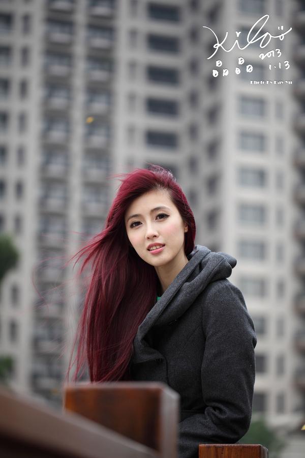 Jin Yun Qiao 《Windbreaker on Street in Winter》Pictures