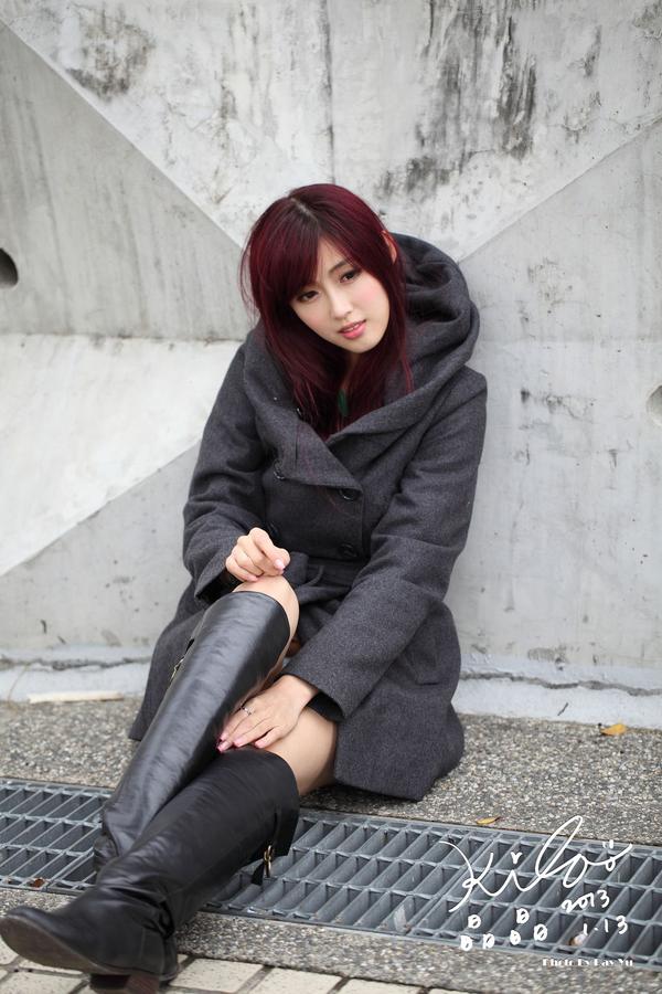 Jin Yun Qiao 《Windbreaker on Street in Winter》Pictures