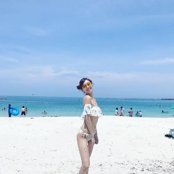 Jumbo Tsang Beach Bikini Sport Picture and Photo